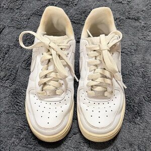 Women's White Cream Sneakers